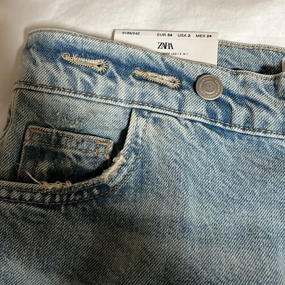 Zara the adjustable relaxed fit Jean - Picture 4 of 5